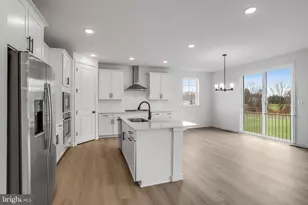 906 Honeyflower Dr, Reisterstown, MD 21136 - Photo 32