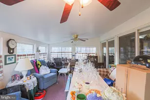 8205 Arrowhead Rd, Baltimore, MD 21208 - Photo 32