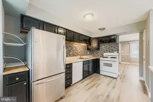 2610 Hallam Ct, Windsor Mill, MD 21244 - Photo 8