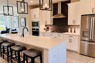 246 Hickory Holw Ct, Cockeysville, MD 21030 - Photo 2