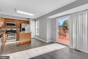 7 Bluestem Ct, Owings Mills, MD 21117 - Photo 16