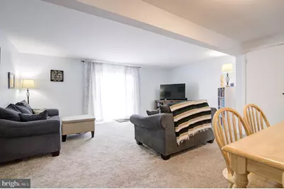 144 E Orange Court, Parkville, MD 21234 - Photo 8