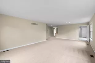 27 Stone Pine Ct, Baltimore, MD 21208 - Photo 8