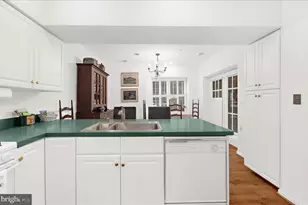 215 Belmont Forest Ct, Lutherville Timonium, MD 21093 - Photo 10