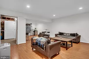 3020 Indiana Ave, Baltimore, MD 21227 - Photo 18