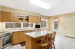 11006 Valley Heights Dr, Owings Mills, MD 21117 - Photo 12