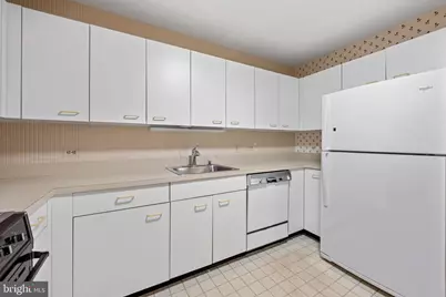 4001 Old Court Road #415, Baltimore, MD 21208 - Photo 12