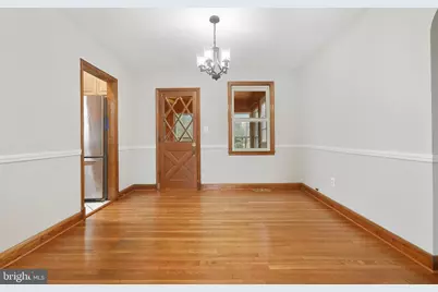 7604 Queen Anne Drive, Parkville, MD 21234 - Photo 6