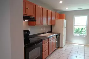 612 Kittendale Cir, Middle River, MD 21220 - Photo 4