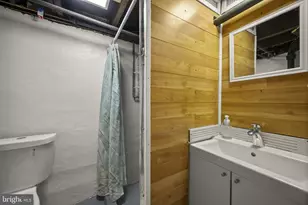 4 Elinor Ave, Baltimore, MD 21236 - Photo 34