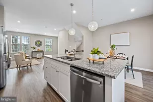 8206 Kirk Farm Cir, Windsor Mill, MD 21244 - Photo 12