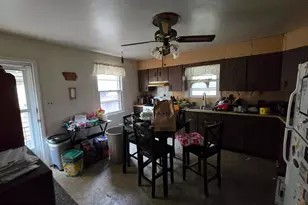 108 4th Ave, Baltimore, MD 21227 - Photo 4