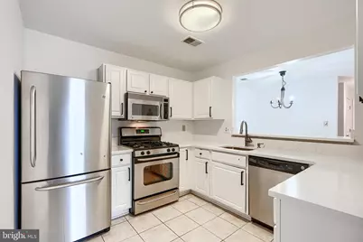 8803 Stone Ridge Circle #301, Pikesville, MD 21208 - Photo 2