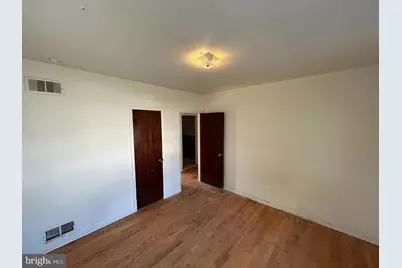 323 Third Avenue, Baltimore, MD 21227 - Photo 14