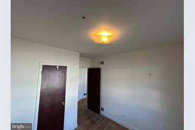 323 Third Avenue, Baltimore, MD 21227 - Photo 18