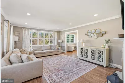 1229 Wine Spring Lane, Towson, MD 21204 - Photo 6