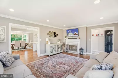 1229 Wine Spring Lane, Towson, MD 21204 - Photo 8