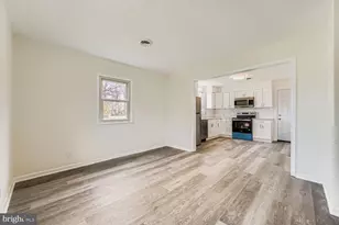 2542 Sycamore Ave, Baltimore, MD 21219 - Photo 8