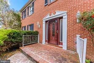 6 Jonathans Ct, Cockeysville, MD 21030 - Photo 4