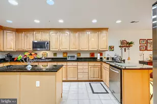 8002 Brynmor Ct, Baltimore, MD 21208 - Photo 22