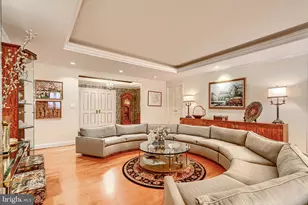 8002 Brynmor Ct, Baltimore, MD 21208 - Photo 10