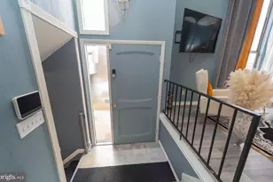8334 Scotts Level, Pikesville, MD 21208 - Photo 20