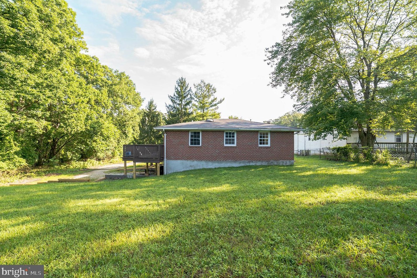 7504 Rossville Blvd, Baltimore, MD 21237-3715
