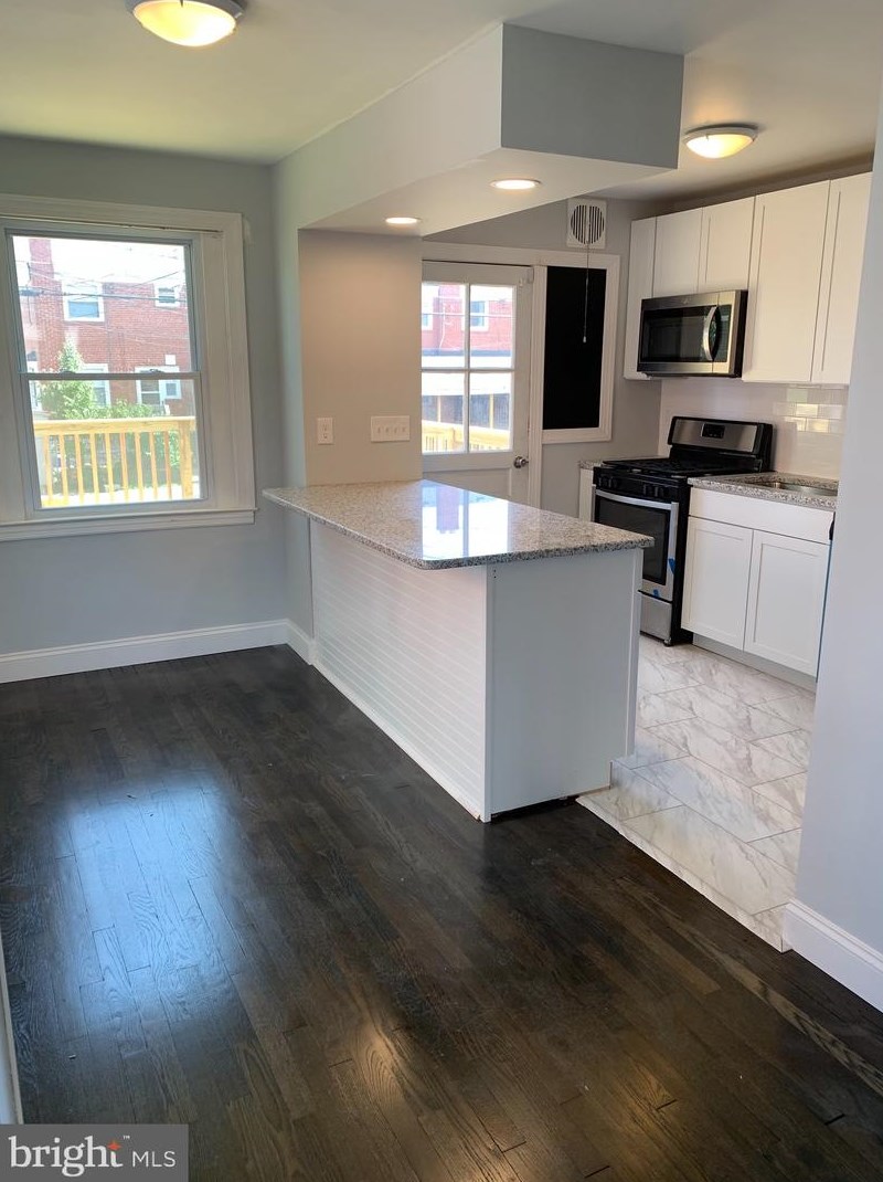 955 Middlesex Rd, Baltimore MD  21221-2131 exterior
