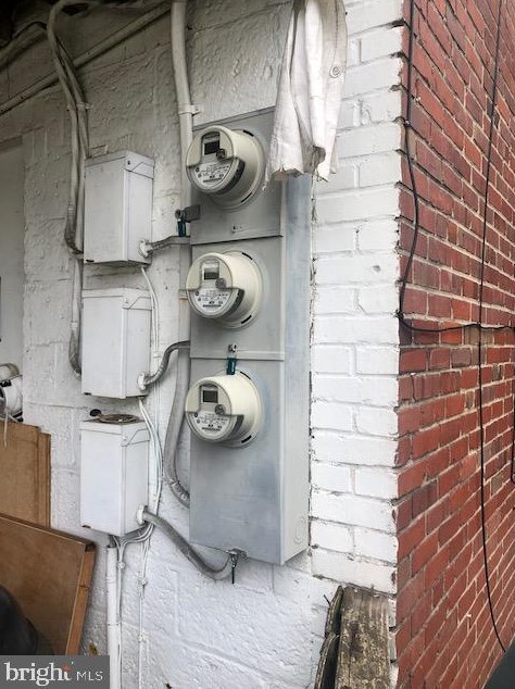8512 Chestnut Oak Rd, Baltimore, MD 21234-3702