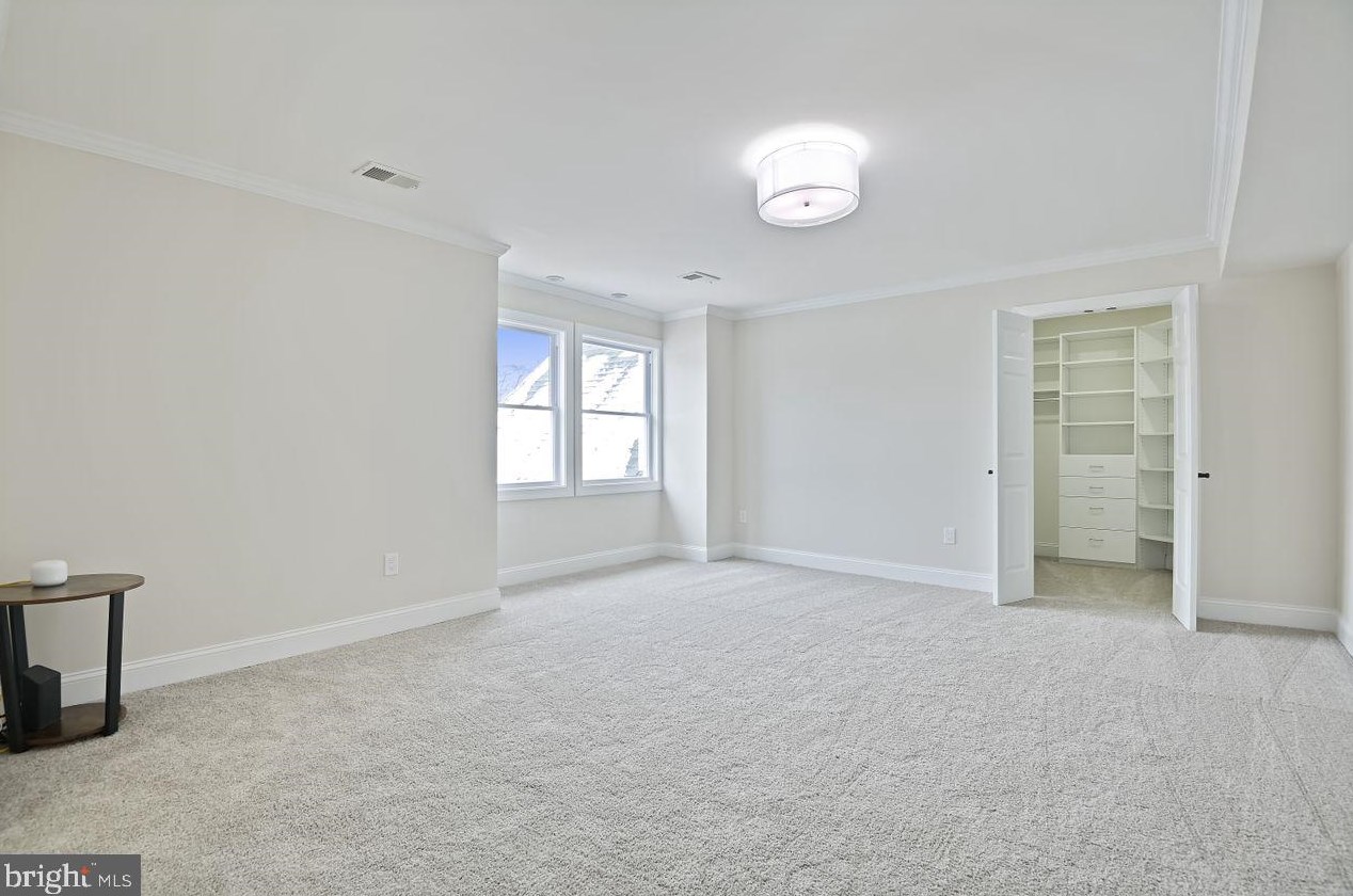5 Stone Spring Ct, Baltimore MD  21228-5367 exterior