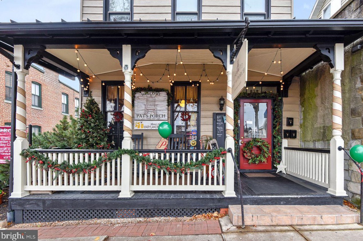 5 Stone Spring Ct, Baltimore MD  21228-5367 exterior