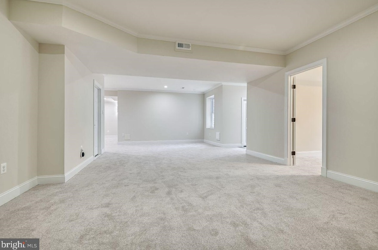 5 Stone Spring Ct, Baltimore MD  21228-5367 exterior