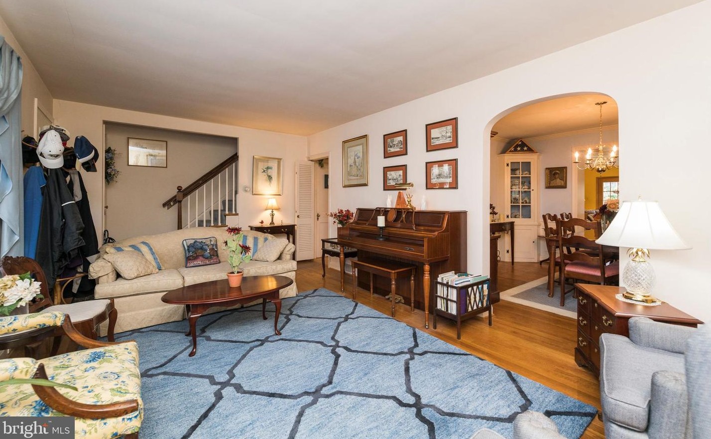 619 Stevenson Ln, Baltimore MD 21286-7606 exterior