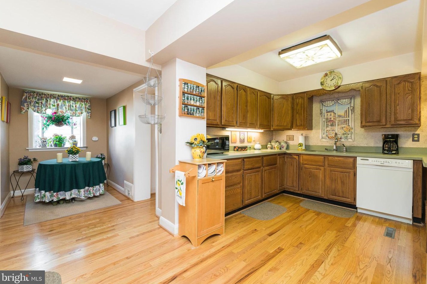 619 Stevenson Ln, Baltimore MD 21286-7606 exterior