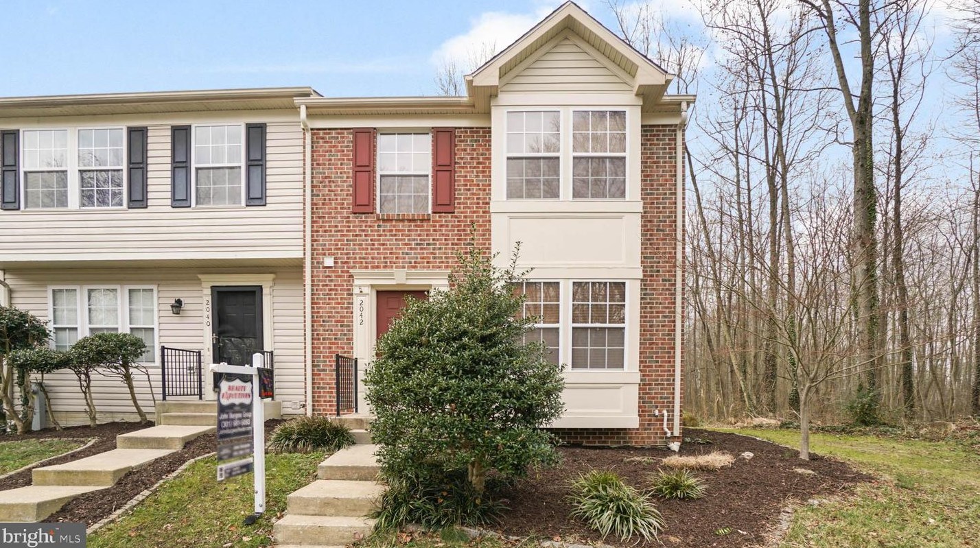 2042 Hackberry Rd, Baltimore, MD 21221-1716
