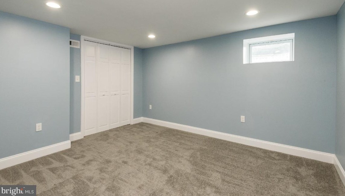 501 Dorsey Ave, Baltimore MD  21221-6713 exterior