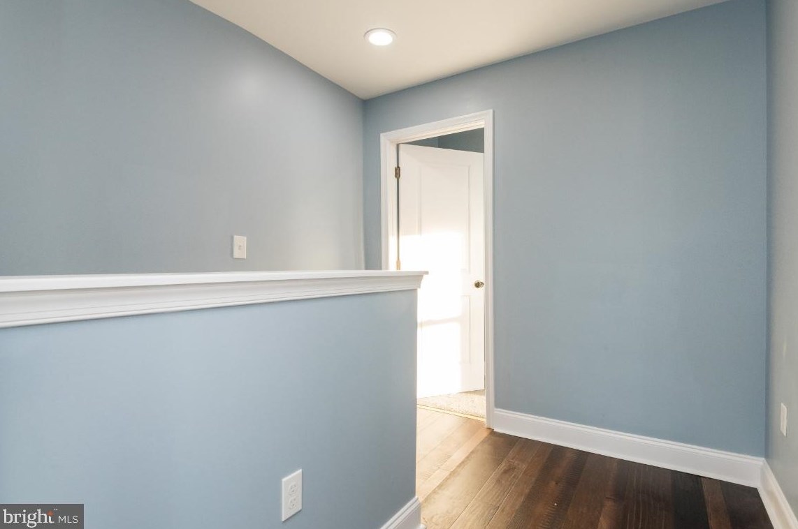 501 Dorsey Ave, Baltimore MD  21221-6713 exterior