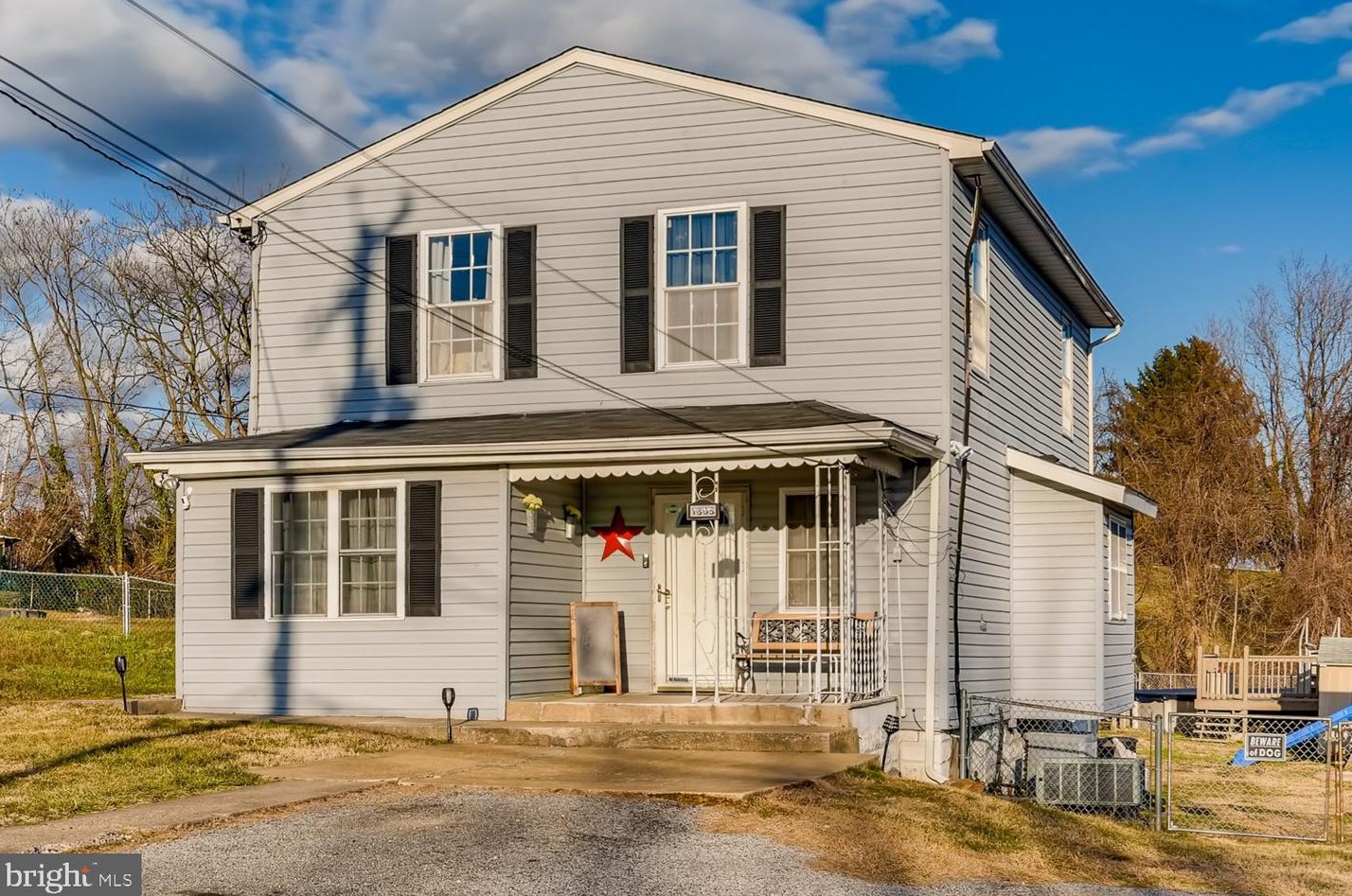 1605 Summit Ave, Baltimore, MD 21237-1308