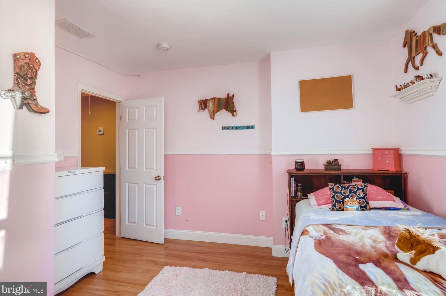 1605 Mt, Baltimore MD  21237-1308 exterior