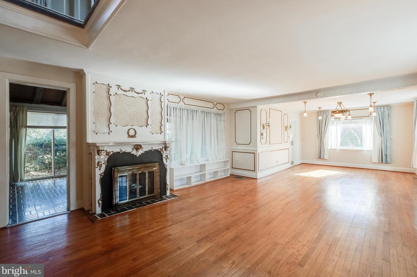 9213 Nottingwood Rd, Baltimore, MD 21237-3418