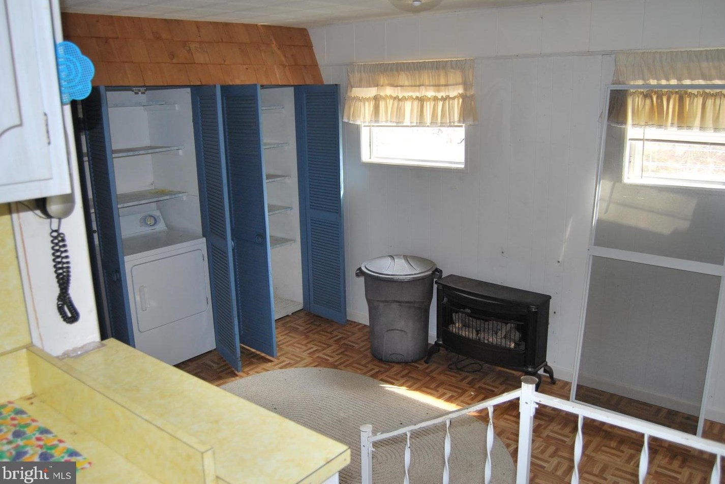7923 Rolling View Ave, Baltimore MD  21236-3638 exterior
