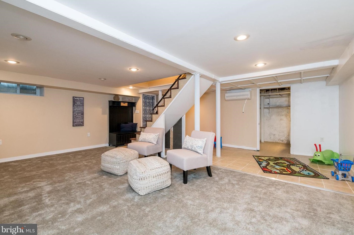 622 Stevenson Ln, Baltimore MD 21286-7601 exterior