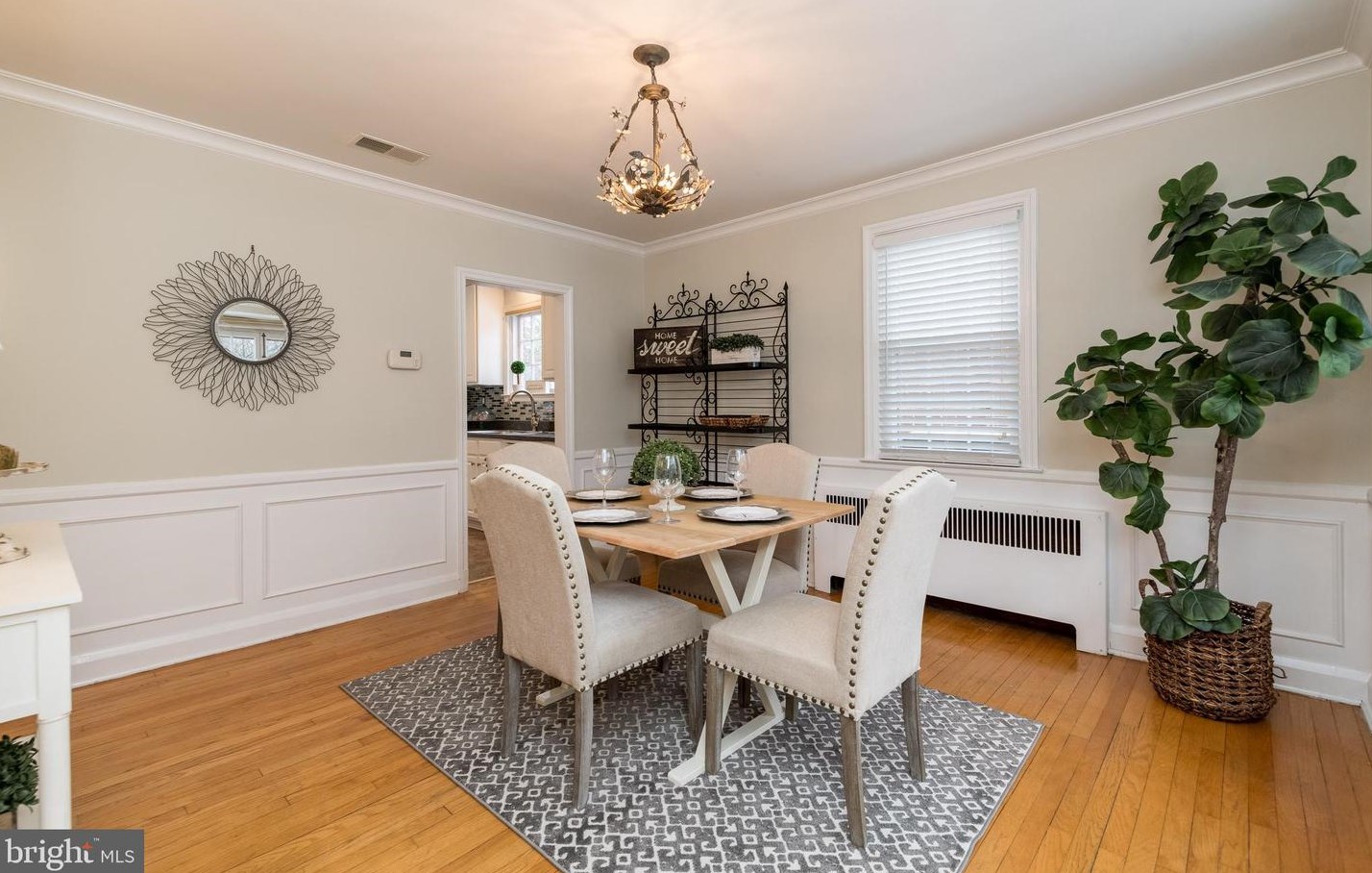 622 Stevenson Ln, Baltimore MD 21286-7601 exterior