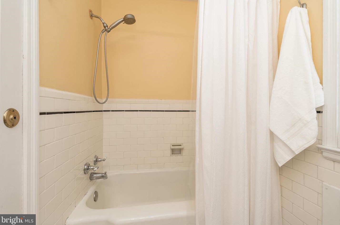 622 Stevenson Ln, Baltimore MD 21286-7601 exterior