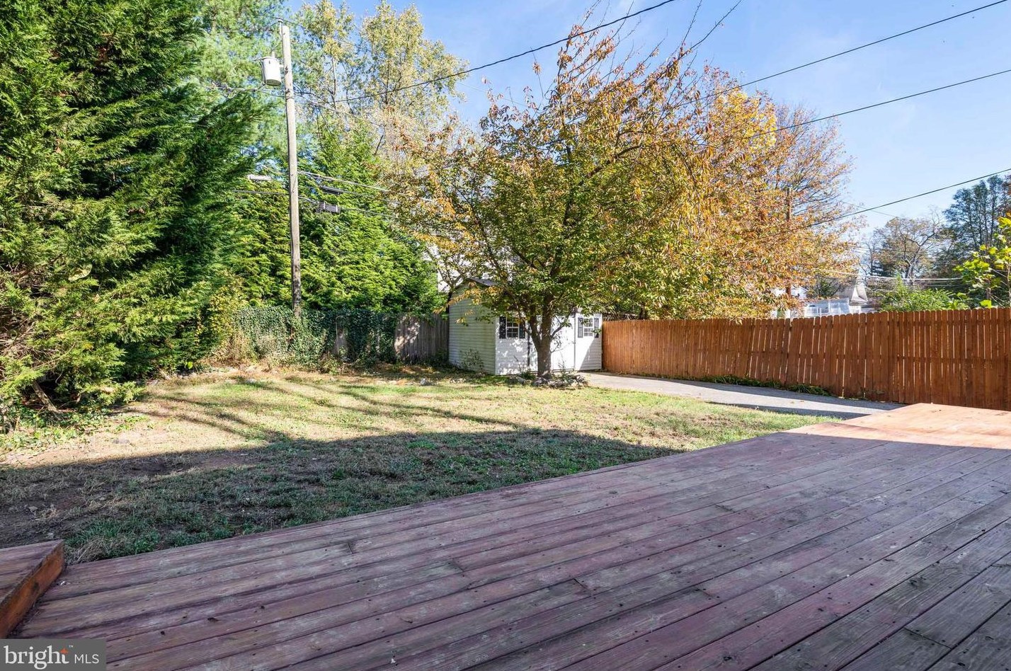 622 Stevenson Ln, Baltimore MD 21286-7601 exterior