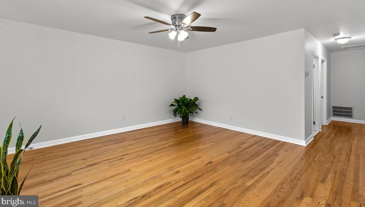 3320 Wild Cherry Rd, Baltimore, MD 21244-2907