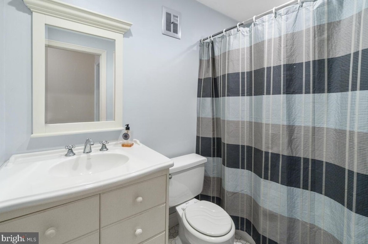 1016 Valewood Rd, Baltimore MD 21286-1653 exterior