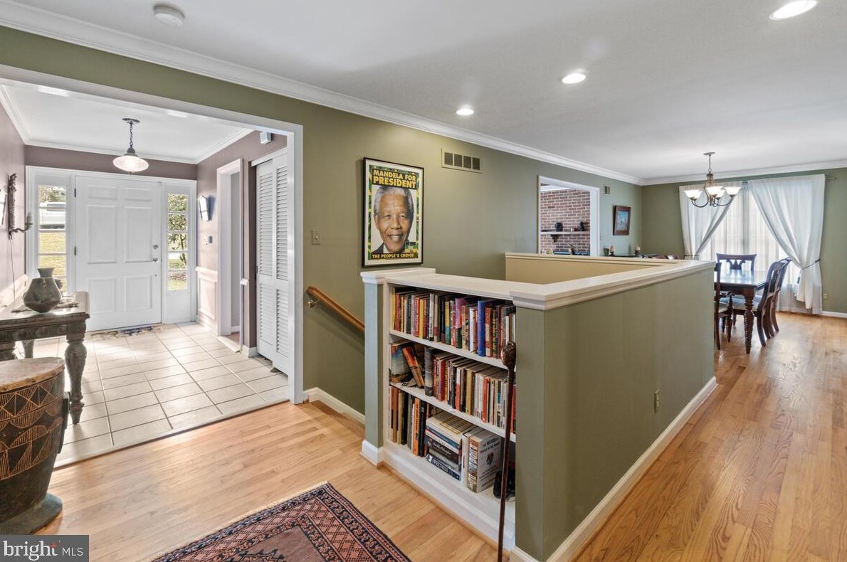 1016 Valewood Rd, Baltimore MD 21286-1653 exterior