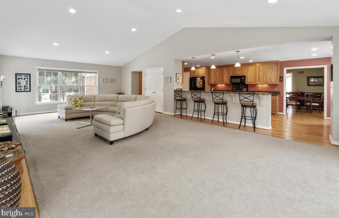 1016 Valewood Rd, Baltimore MD 21286-1653 exterior