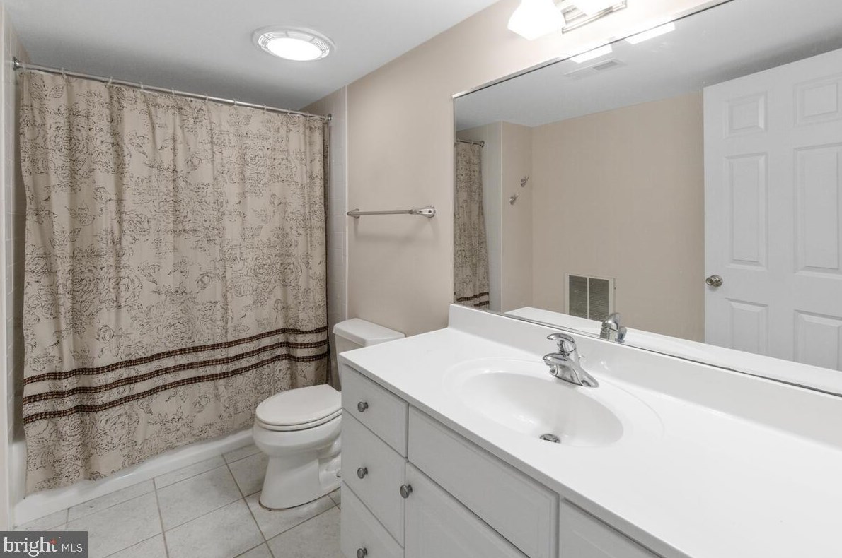 1016 Valewood Rd, Baltimore MD 21286-1653 exterior